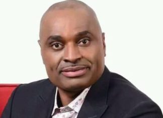 ‘Double standard’ – Kenneth Okonkwo berates Nigerians buying fuel at N1K per litre